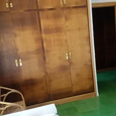 Spacious House In Vakantiehuis *