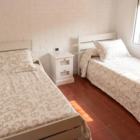 Spacious House In プラヤ・デアロ