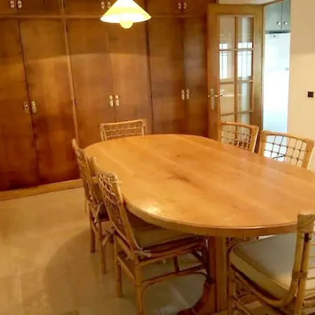 Spacious House In Holiday home