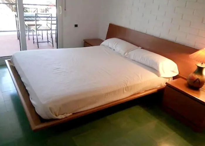 Spacious House In 別荘 *