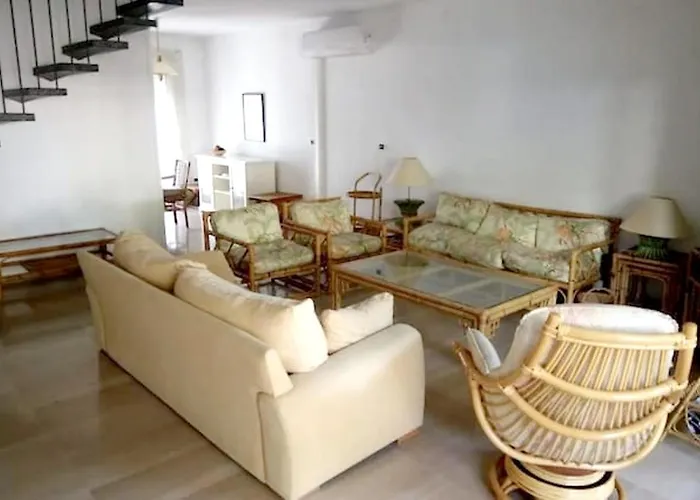 Spacious House In 別荘 プラヤ・デアロ